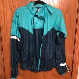 Nike Women’s Lightweight Jacket